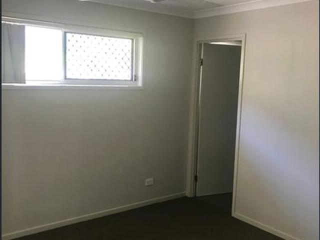 LOW MAINTENANCE FAMILY HOME!
