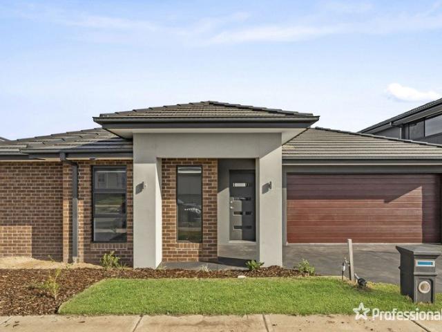 Low Maintenance Family Home in the Grandview Estate!