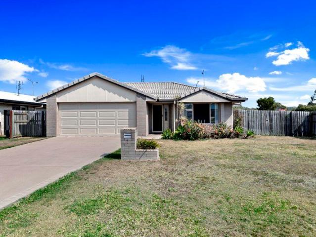 Low Maintenance Family Home Vacant & Ready to move into!