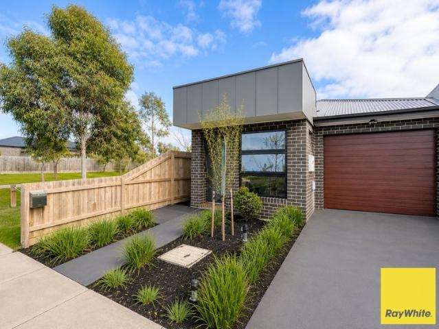 Low Maintenance Family Living Close to Every Amenity