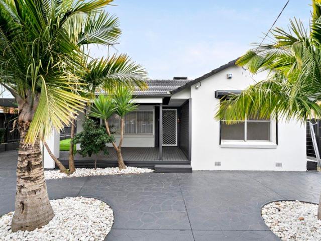 Low Maintenance Family Living in a Convenient Location