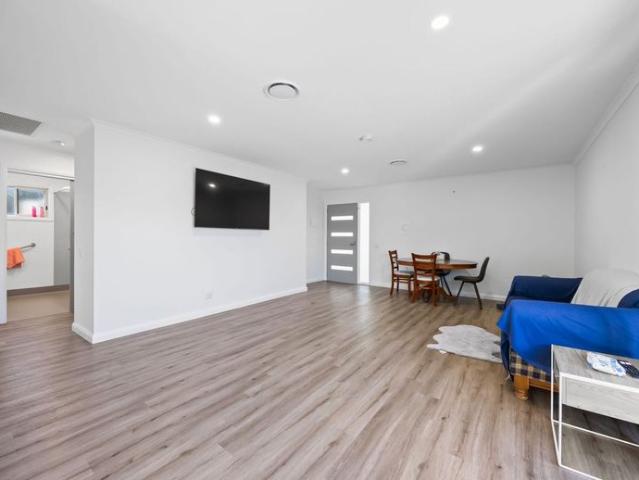 Low maintenance, fully accessible unit
