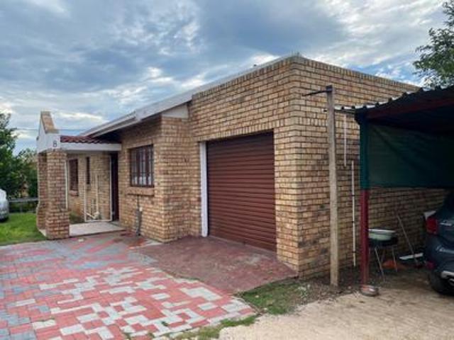 low maintenance home at komani park