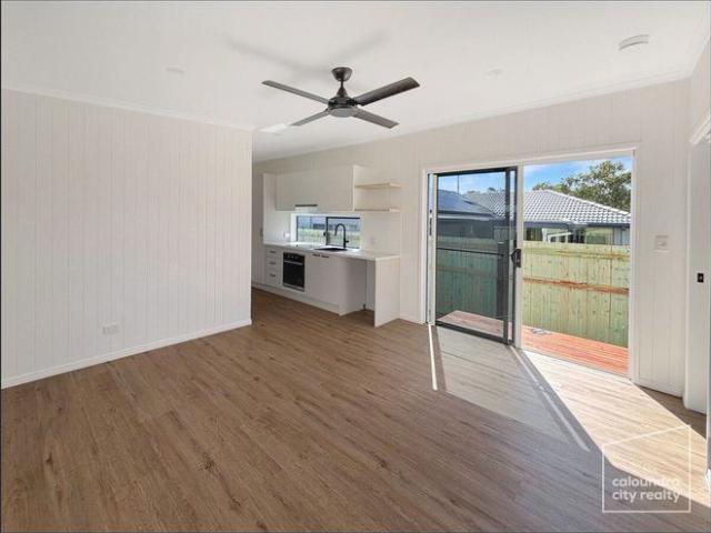 LOW MAINTENANCE HOME IN THE HEART OF AROONA