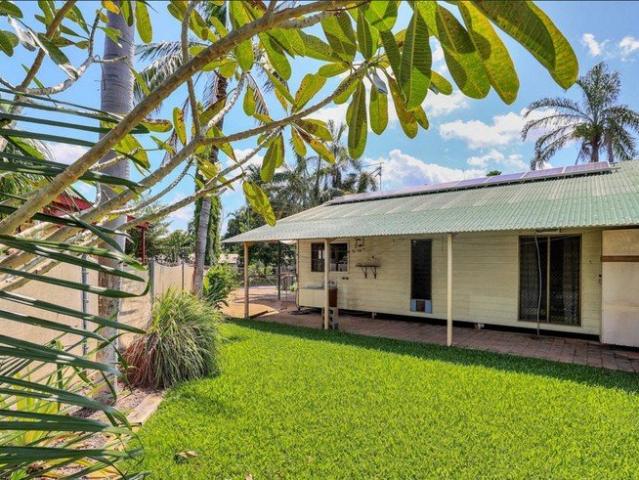 Low Maintenance Home in Convenient Gray Location