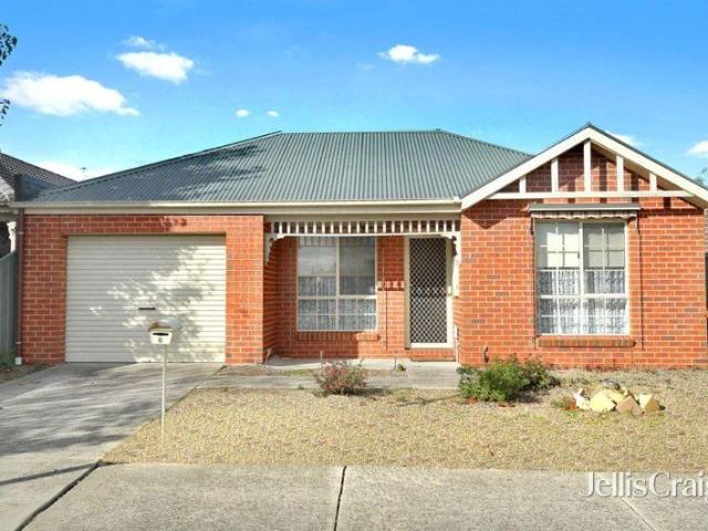 Low maintenance home in Lake Gardens