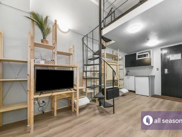 Low Maintenance, High Return Loft Investment! City Sanctuary Opposite Broadway