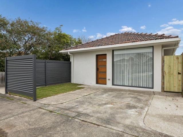 Low Maintenance, High Style Living!
