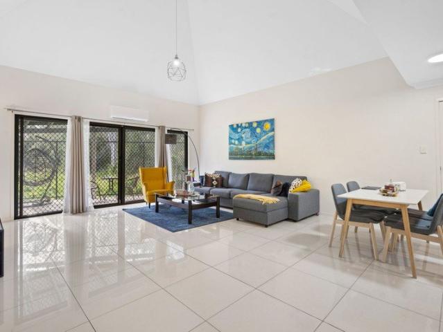 Low Maintenance, Low Set Perfection Your Private Sunnybank Oasis Awaits