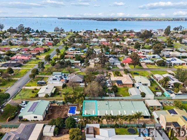 Low Maintenance Living Moments from Lake Mulwala