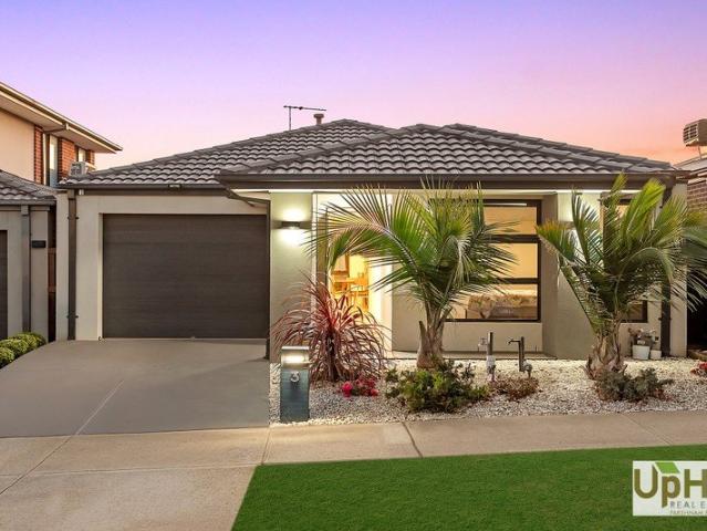 Low Maintenance Living next to Timbertop Estate