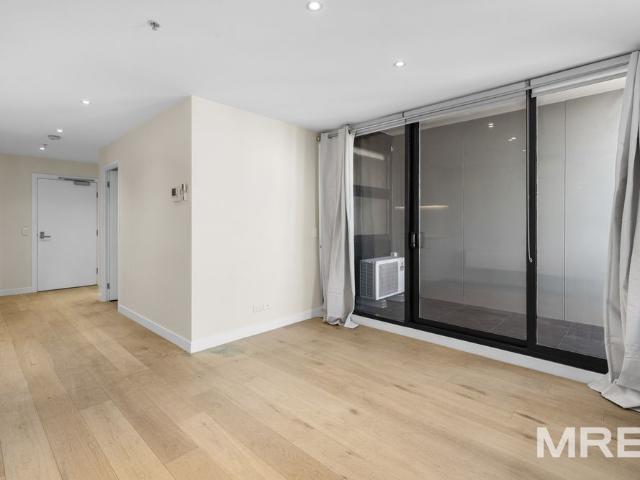 Low maintenance living on Mt Alexander Road