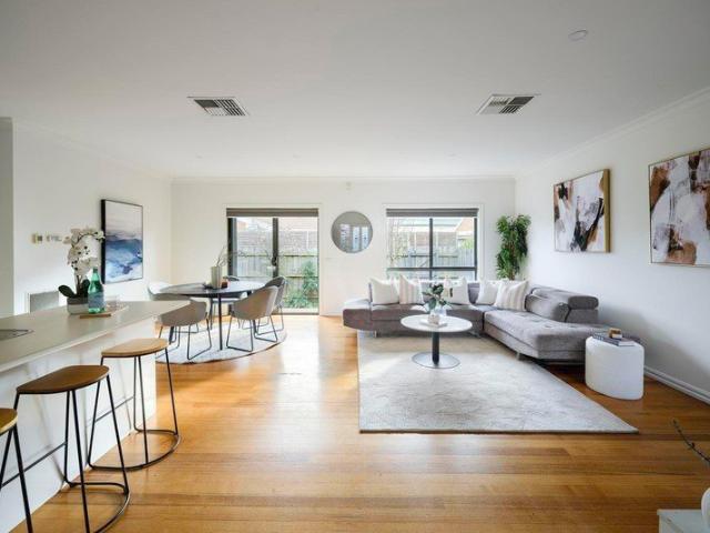 Low maintenance living at its brilliant best