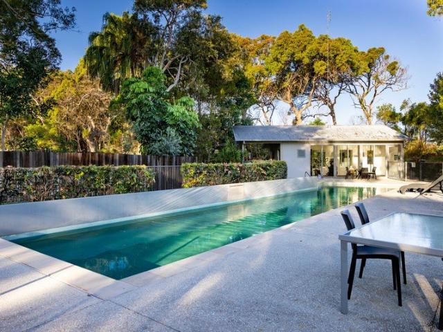Low Maintenance living by the ocean in Bluewater Estate