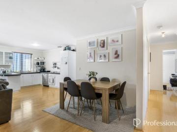 LOW MAINTENANCE LIVING, BIG ON ENTERTAINING