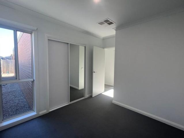 LOW MAINTENANCE LIVING, BROMPTON ESTATE
