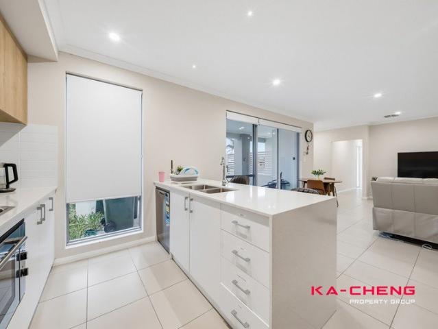 Low Maintenance Living Close to Coventry Village