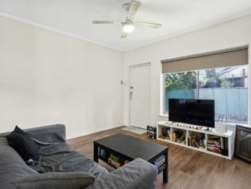 Low Maintenance Living Close to Everything