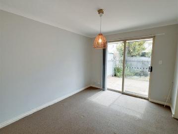 Low Maintenance Living Close to Shops