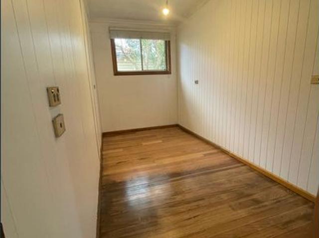 Close to Uni & Transport, Private Yard