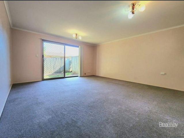 Low Maintenance Living Close to USQ