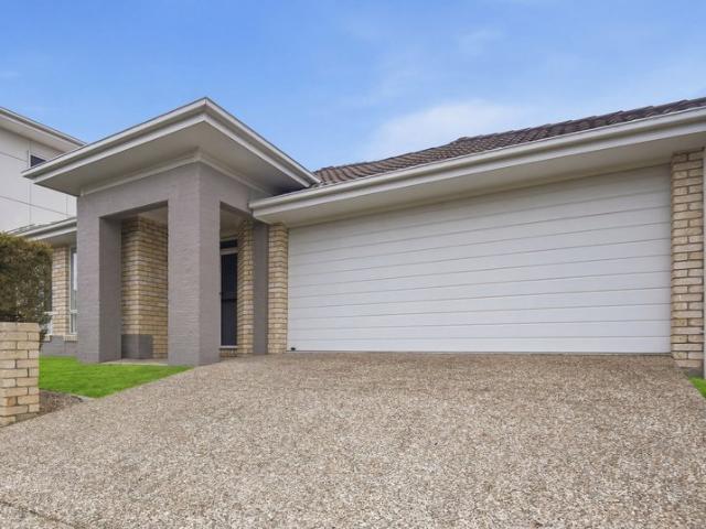LOW MAINTENANCE LIVING IN NORTH LAKES