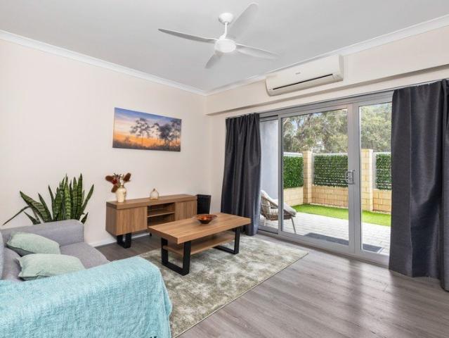 Low Maintenance Living in a Conveinient Location