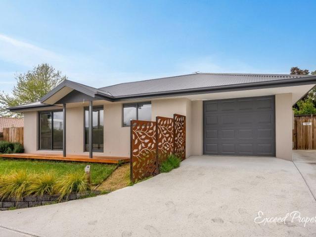 Low Maintenance Living in a Convenient Kingston Location