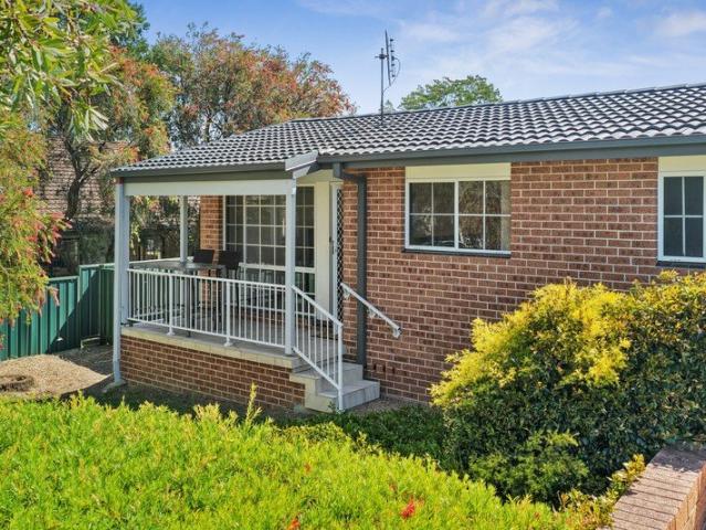 Low maintenance living in a convenient location
