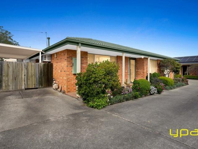 Low Maintenance Living in a Convenient Location