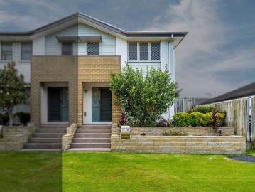 Great First Home Renovated Townhouse