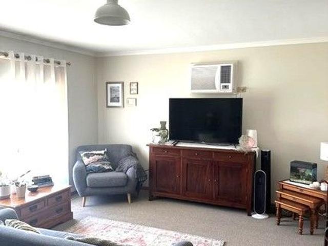 Low Maintenance Living in a Convenient Location