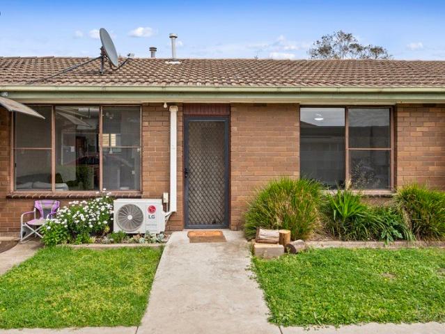Low Maintenance Living in a Convenient Location