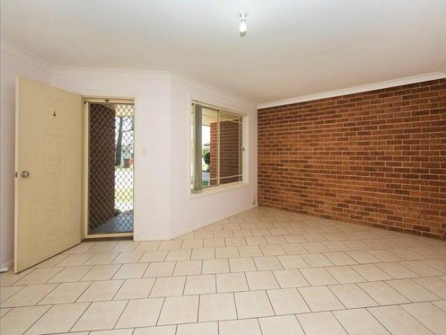 Low Maintenance Living in a Convenient Mortimer Street Position