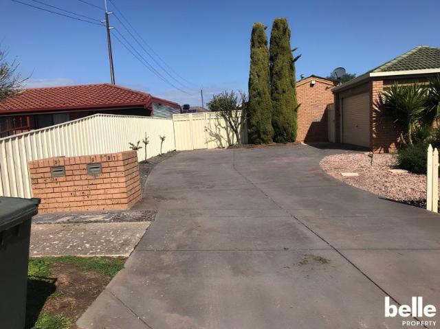 Low Maintenance Living in a Convenient Northfield Location