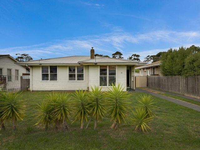 Low Maintenance Living in a Convenient Norlane Location