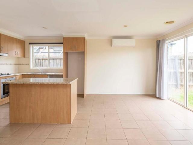 Low Maintenance Living in a Great Kurunjang Location