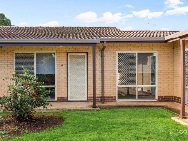 Low Maintenance Living In a Great Location