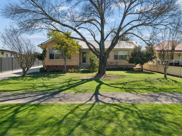 Low Maintenance Living in a Great Location