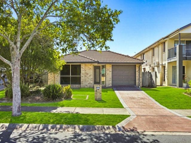 Low Maintenance Living in a High Growth Location