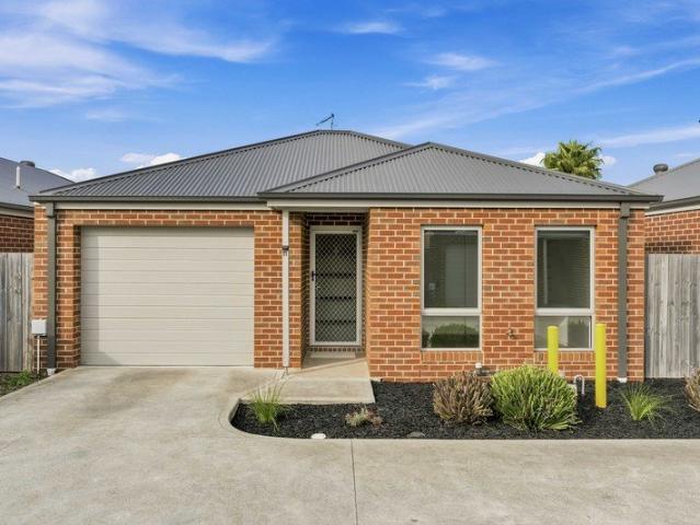 Low Maintenance Living in a Location That Has It All