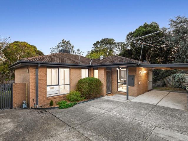 Low Maintenance Living in a Picturesque Pocket