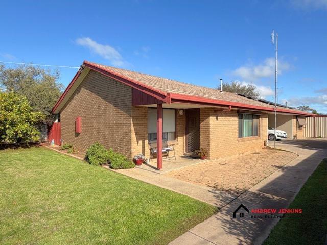 Low Maintenance Living in a Prime Cobram Location