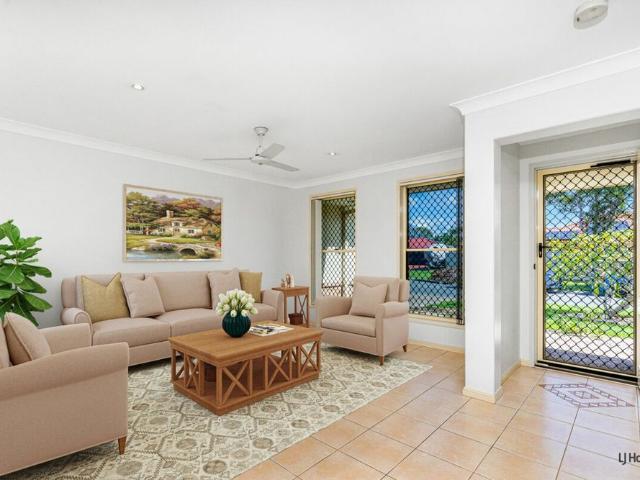 Low Maintenance Living in a Prime Banora Point Location