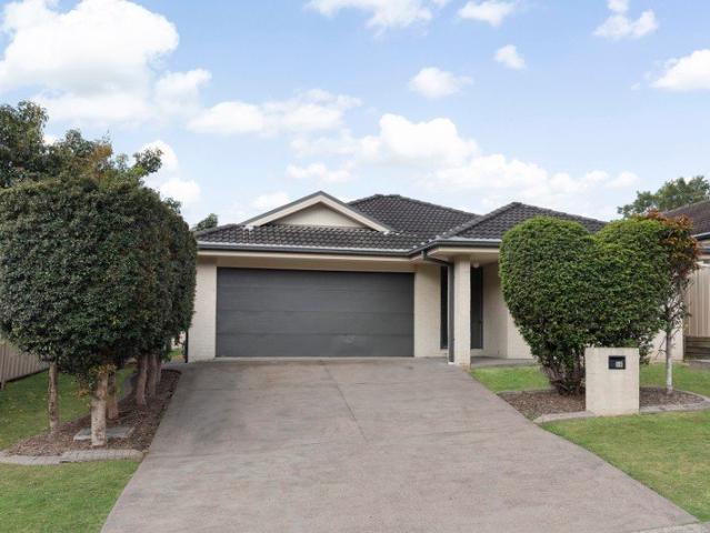 Low Maintenance Living in a Prime East Maitland Location!