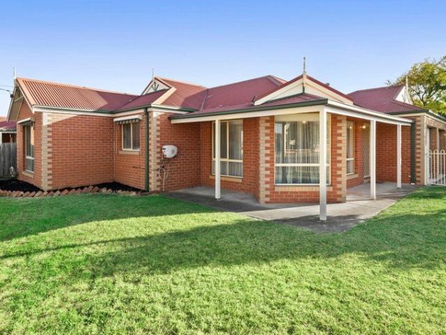 Low Maintenance Living in a Prime Hamlyn Heights Location. Check out our 3D tour online