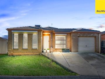 Low Maintenance Living in a Prime Harkness Location