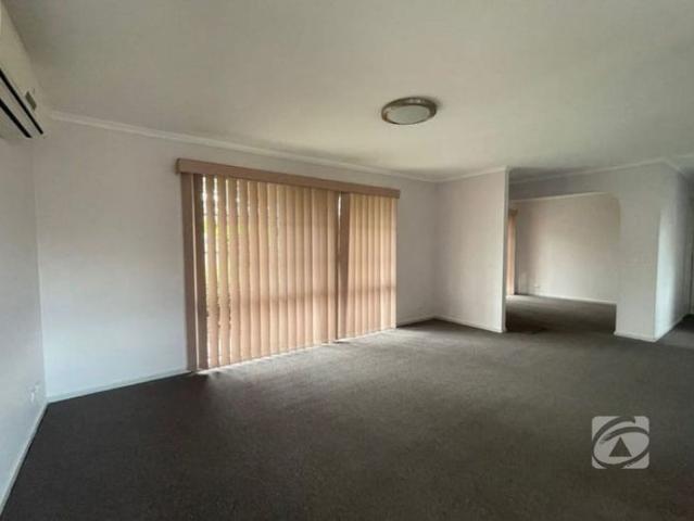 LOW MAINTENANCE LIVING IN A PRIME LOCATION!
