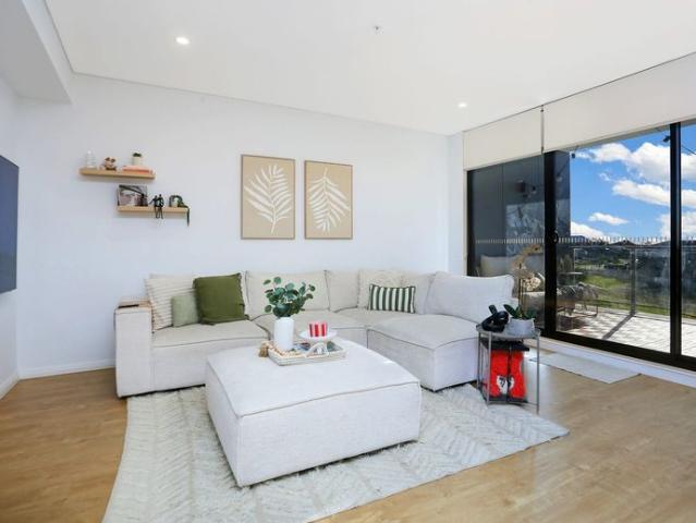 Low Maintenance Living in a Prime Location
