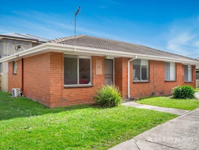 Low Maintenance Living in a Prime Location